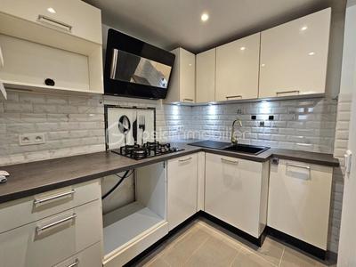 Maison - 70 m² - 4 pièces