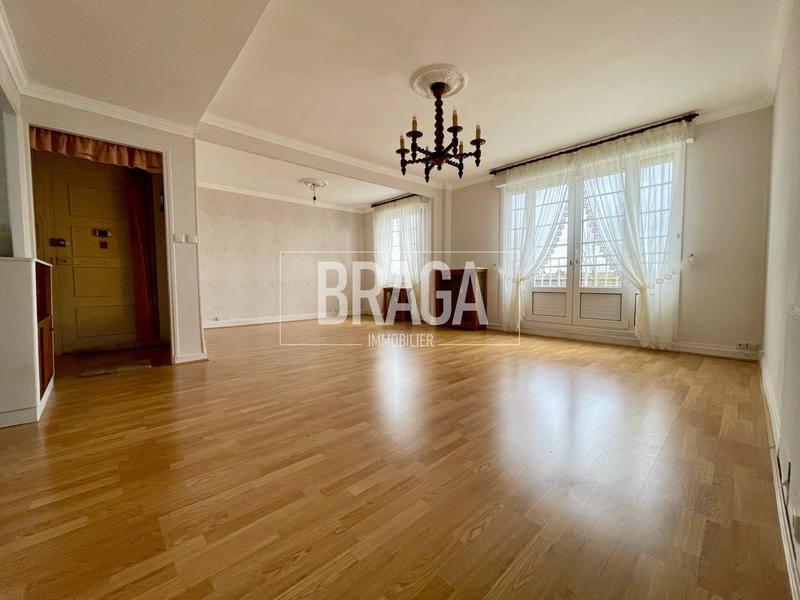 Appartement - 76 m² - 5 pièces