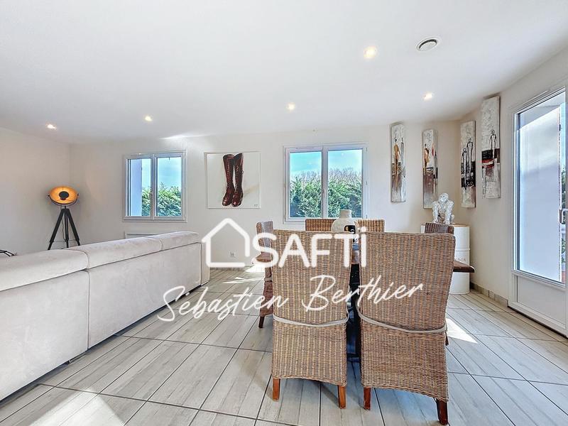 Maison - 180 m² - 6 pièces