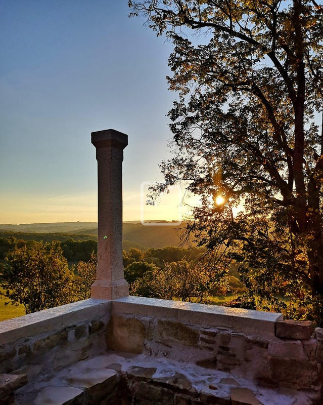 Maison - 504 m² - 17 pièces