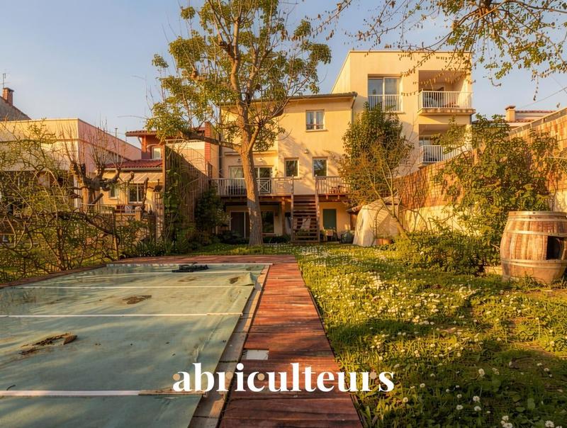 Maison ancienne - 180 m² - 8 pièces