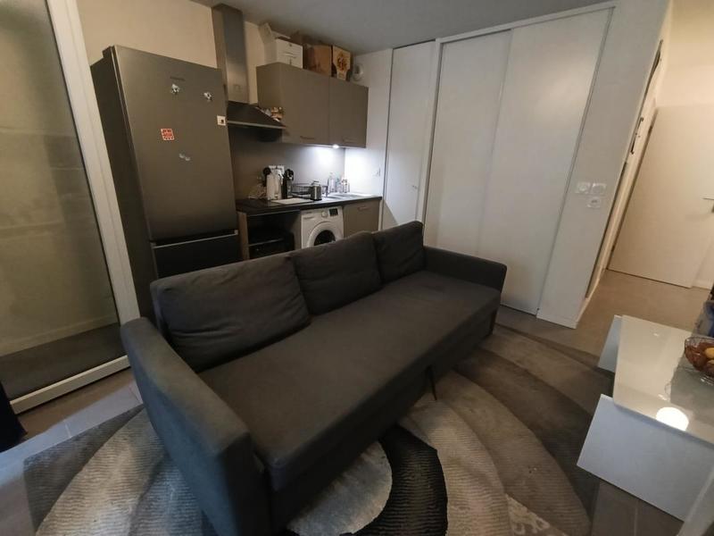 Studio - 24 m² - 1 pièce
