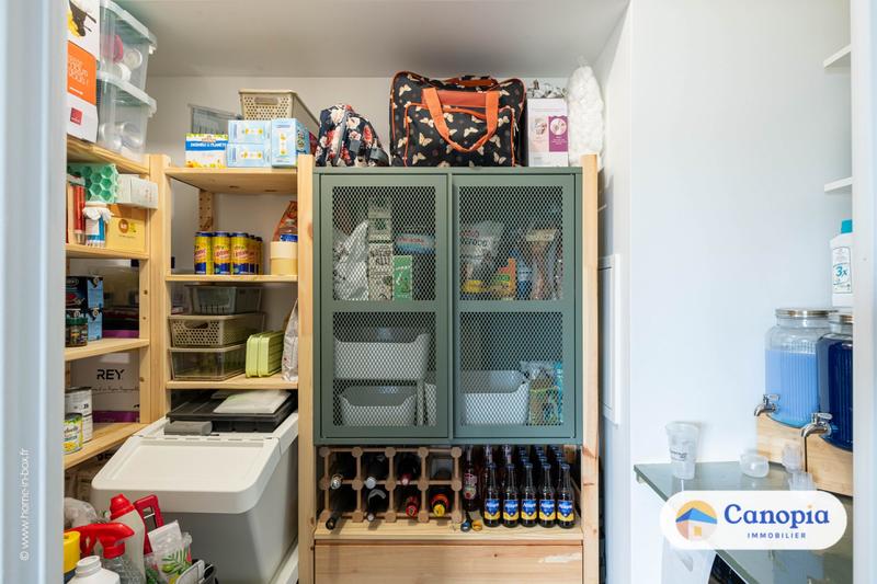 Appartement - 100 m² - 5 pièces