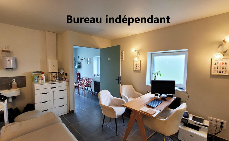 Maison - 215 m² - 8 pièces