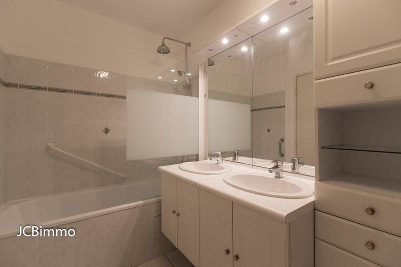 Appartement - 69 m² - 3 pièces