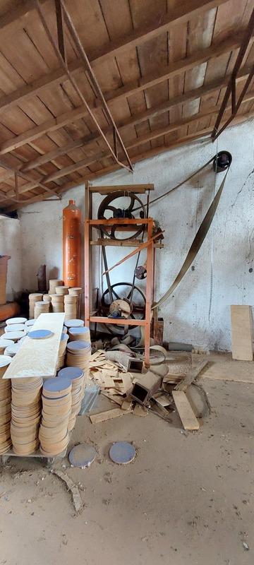 Entrepôt - 540 m² - 12 pièces