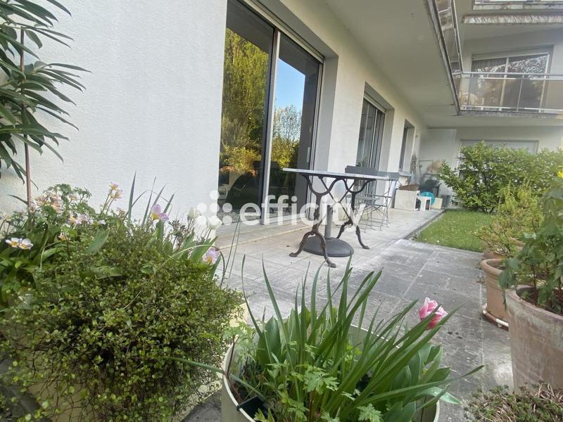 Appartement - 86 m² - 4 pièces