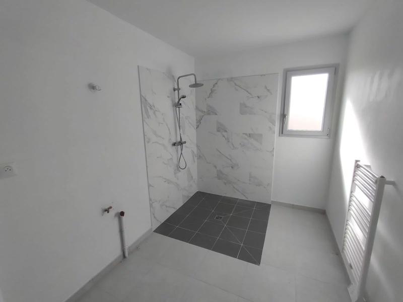 Maison - 85 m² - 3 pièces