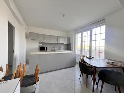 Appartement - 83 m² - 3 pièces