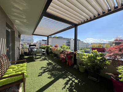 Appartement - 130 m² - 6 pièces