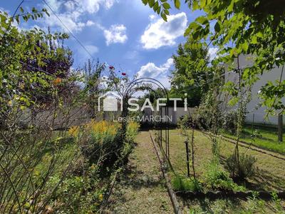 Maison - 92 m² - 5 pièces