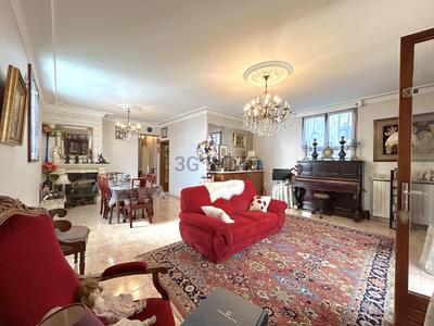 Maison - 149 m² - 6 pièces