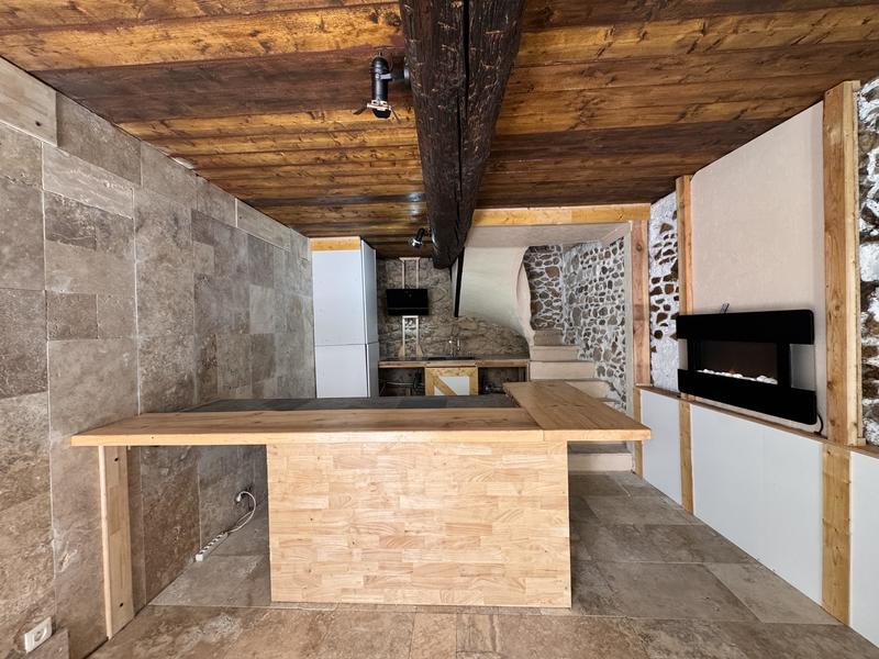 Maison - 60 m² - 3 pièces