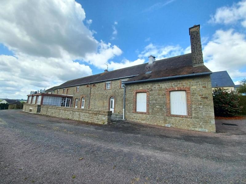 Maison - 550 m² - 20 pièces