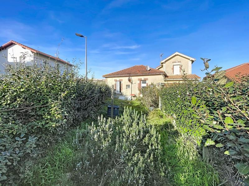 Maison - 61 m² - 3 pièces