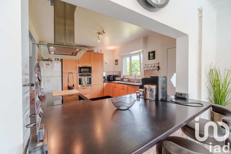 Maison - 186 m² - 7 pièces