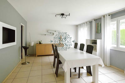 Maison - 130 m² - 6 pièces