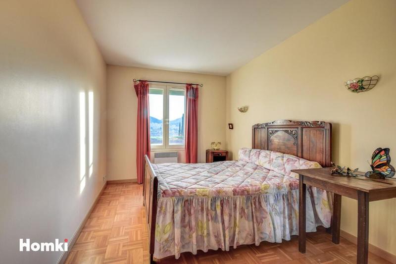 Maison - 82 m² - 4 pièces