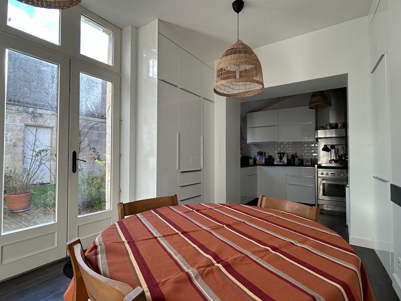 Maison - 293 m² - 10 pièces