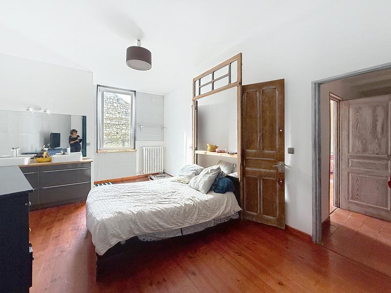 Maison - 179 m² - 5 pièces