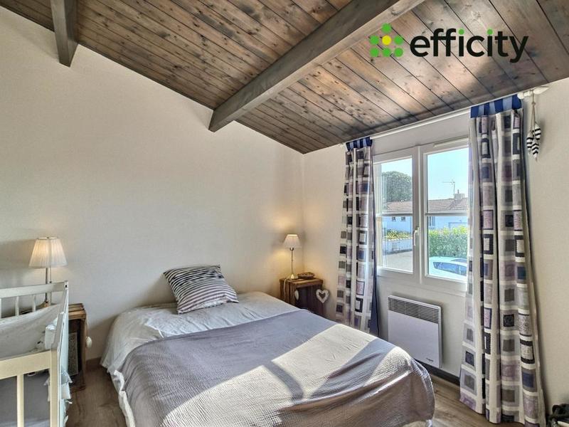 Maison - 234 m² - 6 pièces