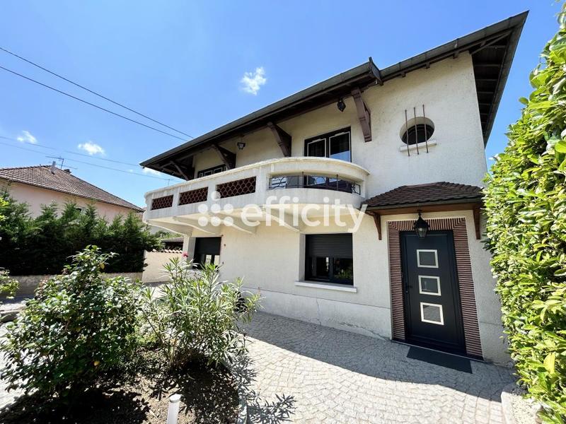 Maison - 151 m² - 6 pièces