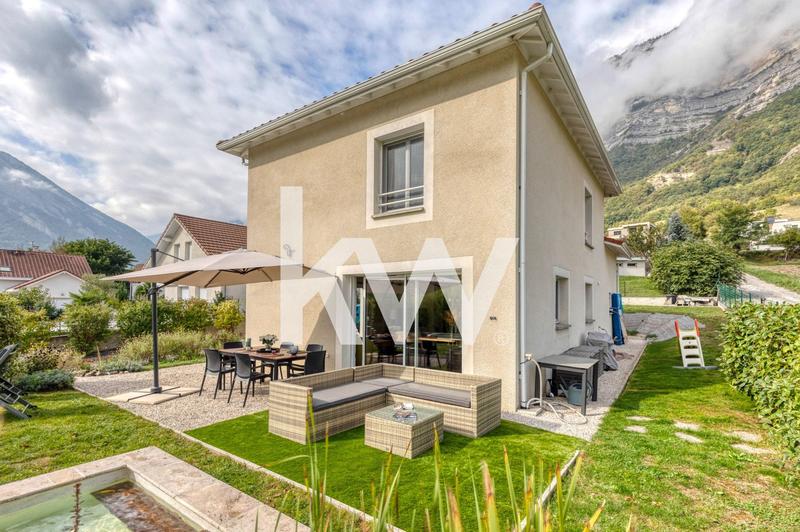 Maison - 117 m² - 5 pièces