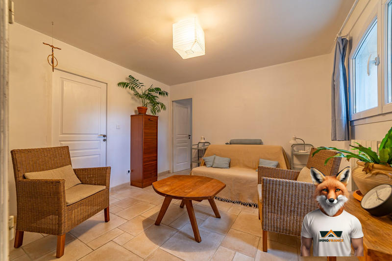 Maison traditionnelle - 266 m² - 10 pièces