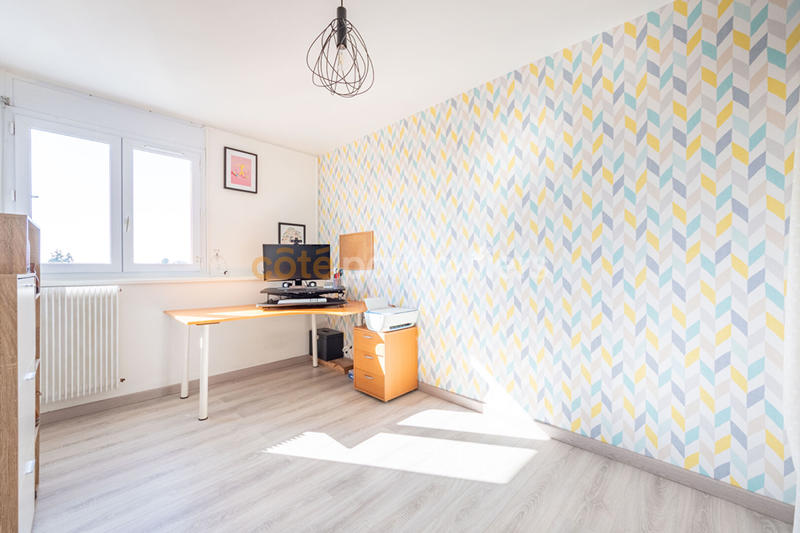 Appartement - 79 m² - 4 pièces