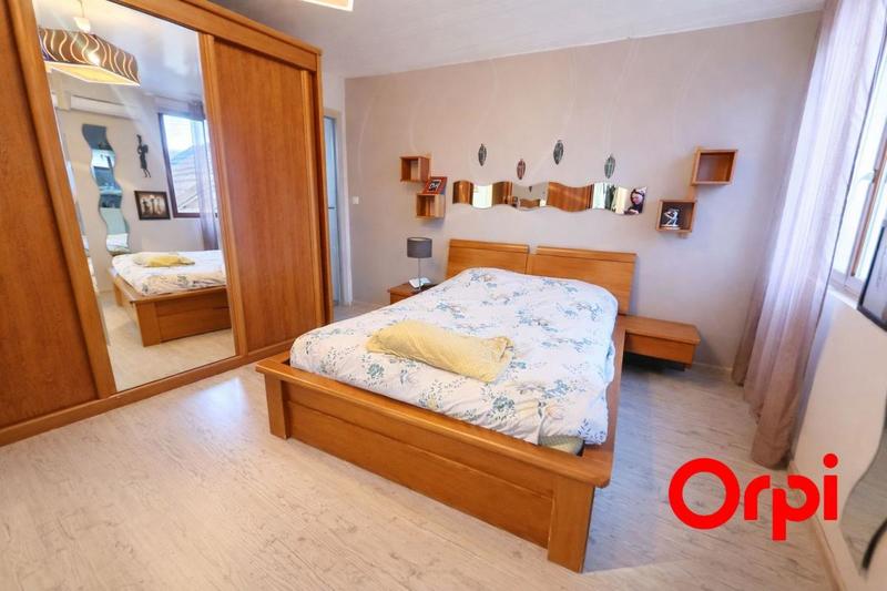 Maison - 138 m² - 5 pièces