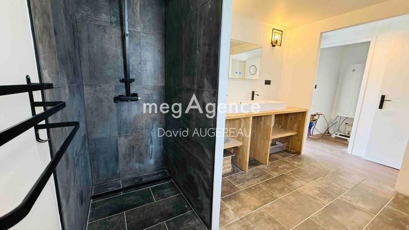 Maison - 165 m² - 5 pièces