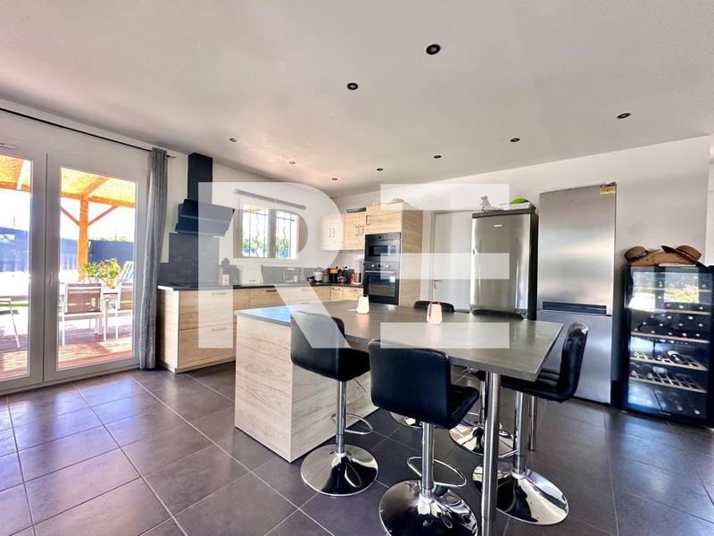 Villa - 90 m² - 4 pièces