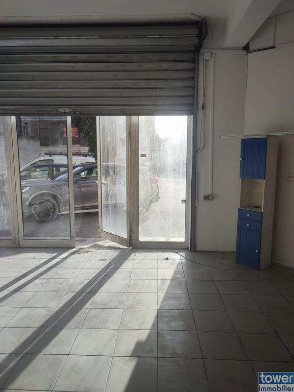 Local commercial - 102 m²