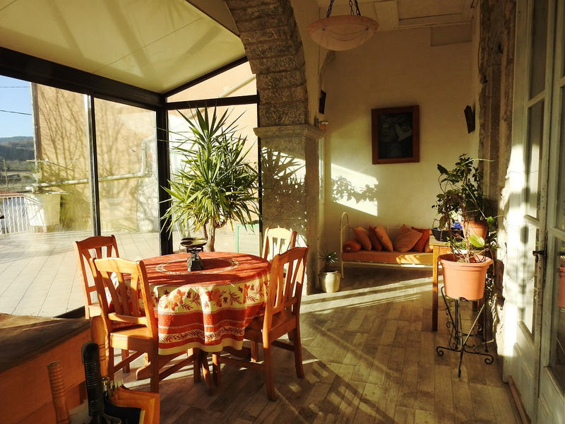 Mas - 550 m² - 26 pièces