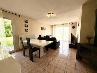 Maison - 97 m² - 5 pièces