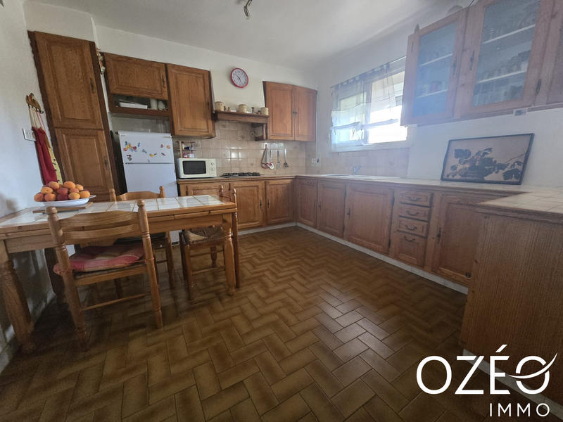 Maison traditionnelle - 173 m² - 8 pièces