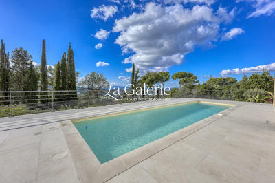 Villa - 225 m² - 6 pièces