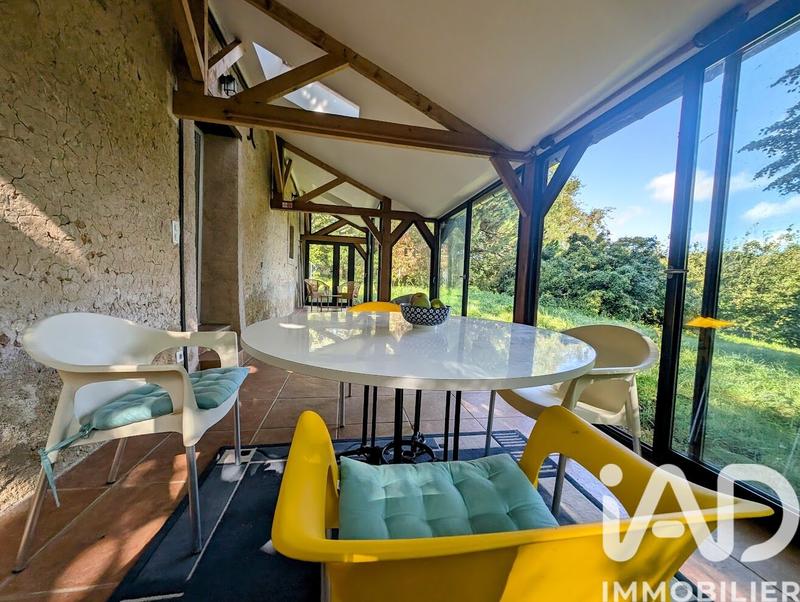 Maison - 99 m² - 4 pièces