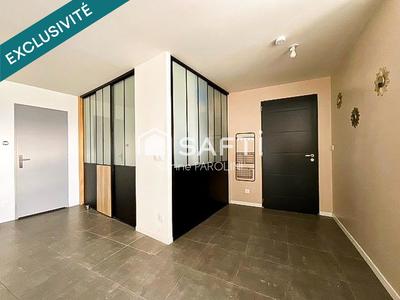 Maison - 95 m² - 4 pièces