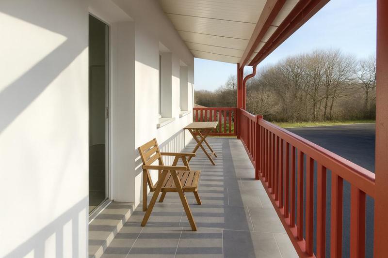 Bureau - 100 m² - 3 pièces