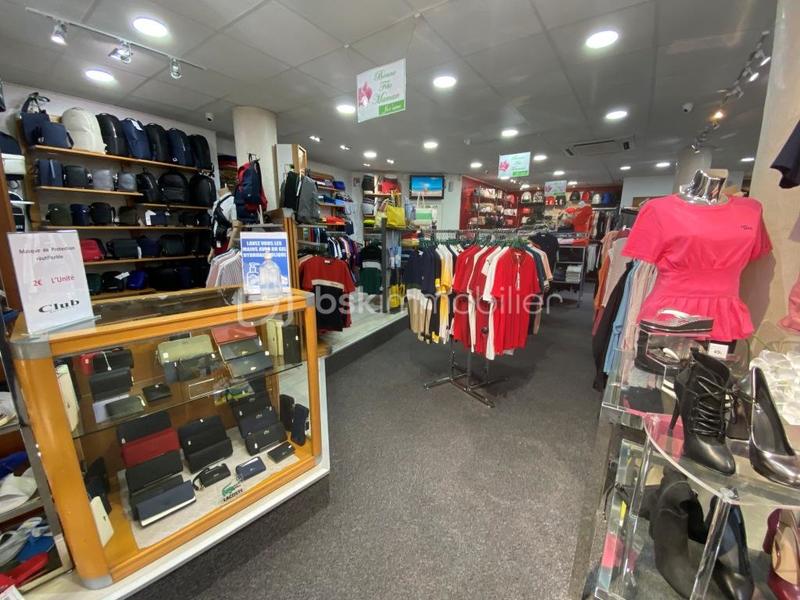 Immeuble - 340 m² - 2 pièces