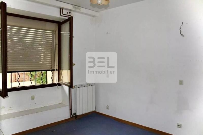 Appartement - 120 m² - 6 pièces