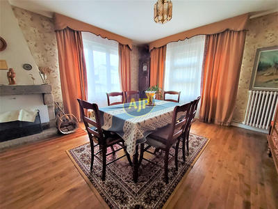 Maison - 154 m² - 6 pièces