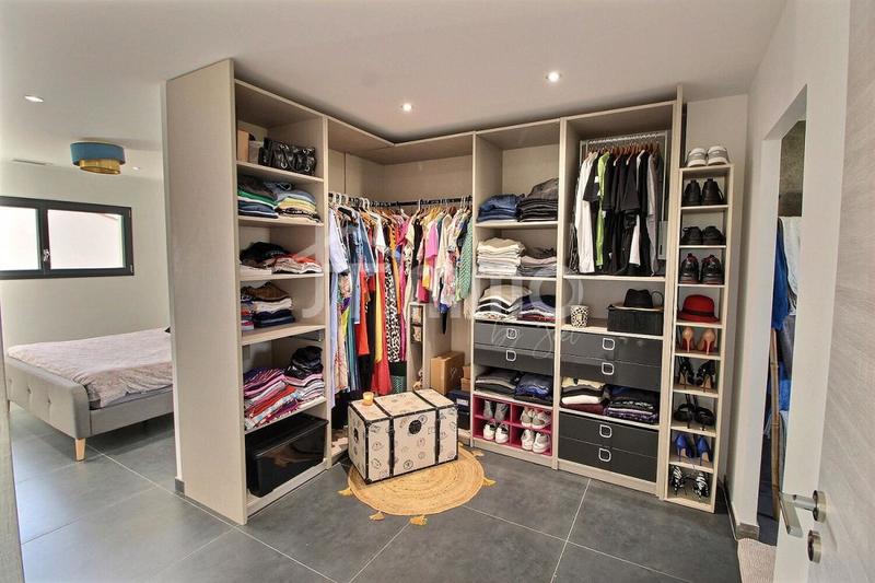 Villa - 128 m² - 4 pièces