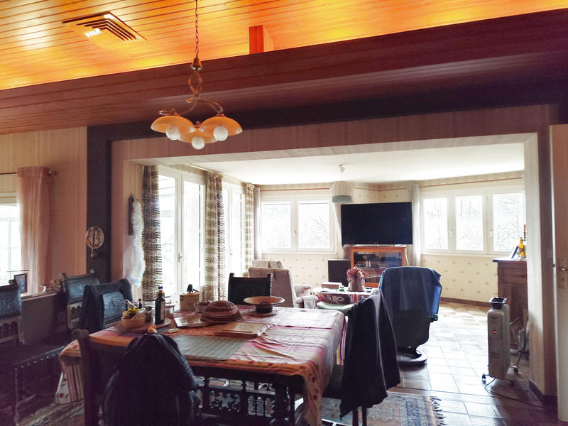 Maison - 232 m² - 10 pièces