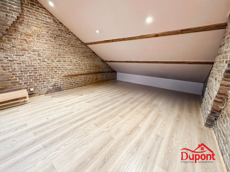 Maison - 90 m² - 6 pièces