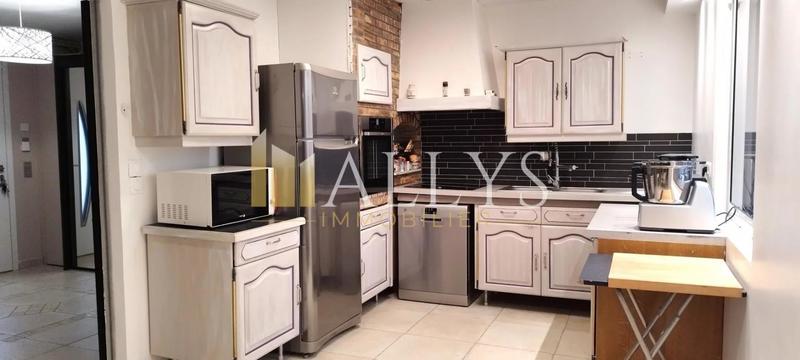 Maison - 122 m² - 7 pièces