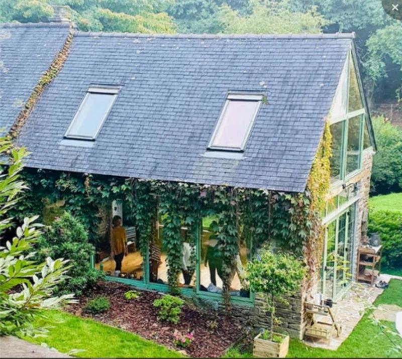 Moulin - 239 m² - 16 pièces