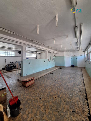 Local commercial - 123 m² - 3 pièces