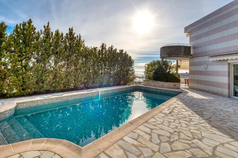 Villa - 138 m² - 5 pièces